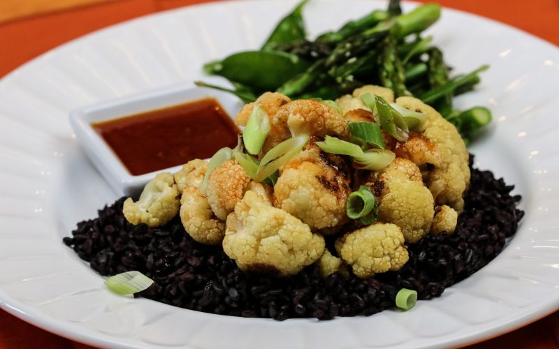 Honey Sriracha Cauliflower Bowl