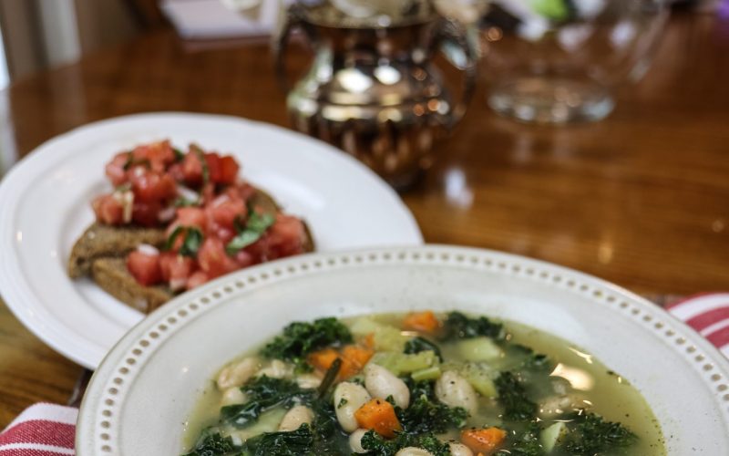 Tuscan Kale White Bean Soup