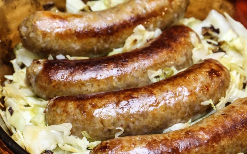 Italian Sausage with Cabbage & Apples