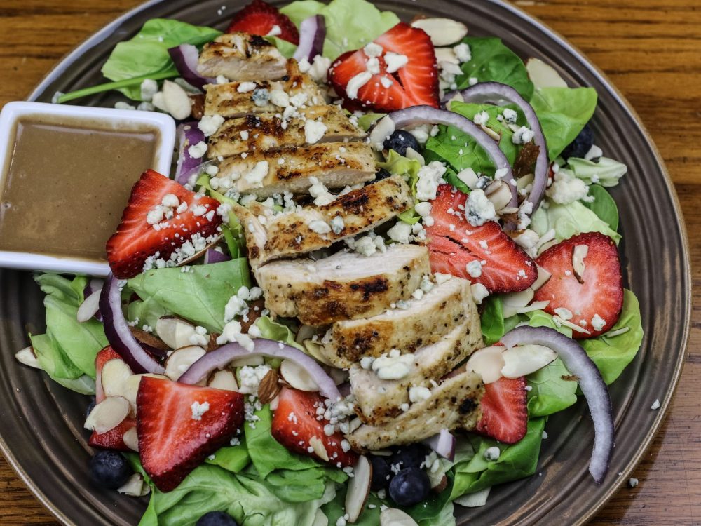 Strawberry Balsamic Salad w/Chicken